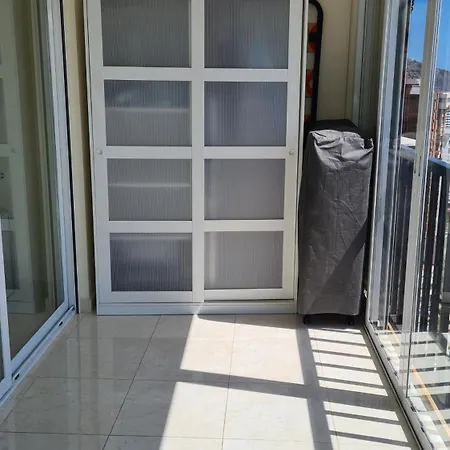 Acacias 19 If Apartment *